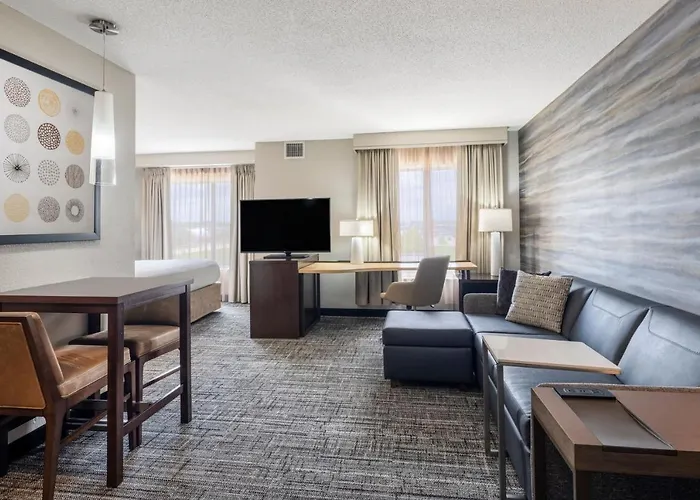 By Marriott 3*